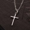 Silver kors halsband med tunn silverkedja