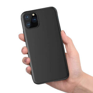 Tunt-svart-mobilskal-apple-iphone-12-mini-pro-max-enfargat-skal-case-minimal-3