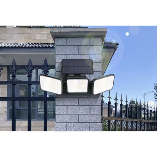 Solcellslampa med rörelsevakt | solcellsdriven spotlight trädgårdslampa - bild 5