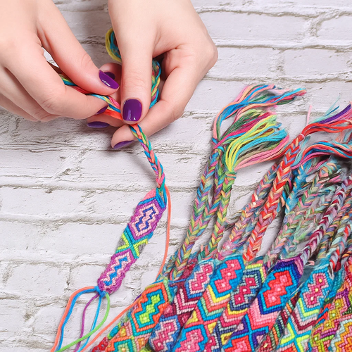 150 färger broderigarn 8m per nystan - bild 3