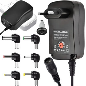 Universal justerbar nätadapter 3–12V med 6 utbytbara kontakter och USB-utgång