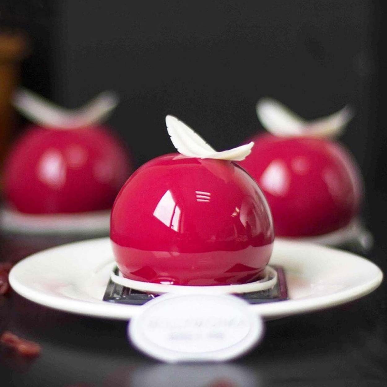 Silikonform bollar 6 cm – 8 hål | för mousse, choklad & dessert - bild 4