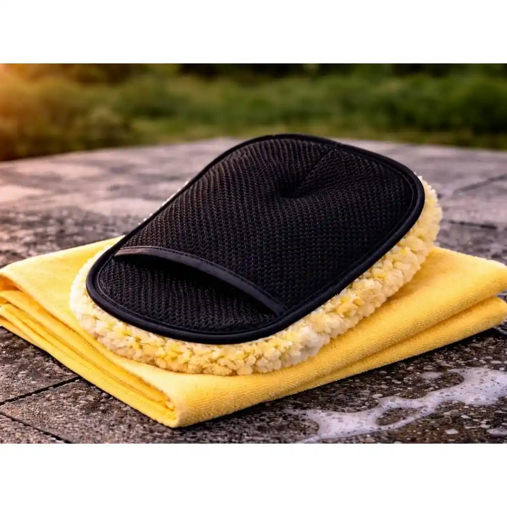 Mikrofiber tvätthandske för bil – skonsam biltvätt & detailing för lack, fälgar och glas - bild 3