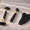 Ansiktsmassage jade 3-i-1 med roller och gua sha