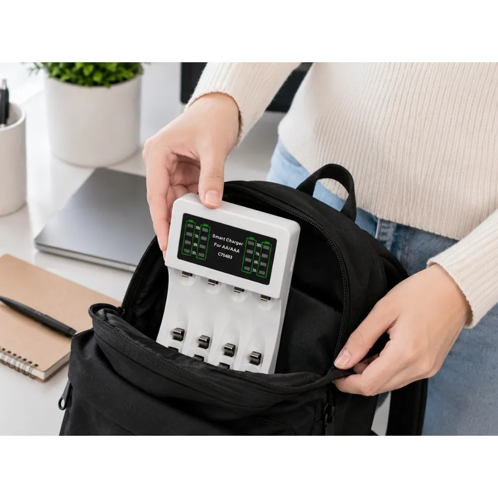Batteriladdare för aa och aaa med 4 aa-batterier och usb-c - bild 4