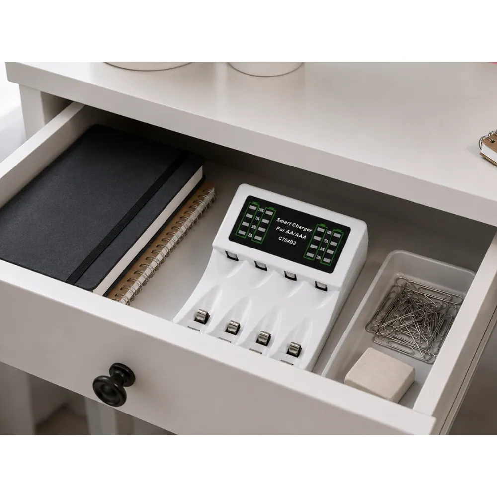 Batteriladdare för aa och aaa med 4 aa-batterier och usb-c - bild 5