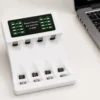 Batteriladdare för aa och aaa med 4 aaa-batterier och usb-c