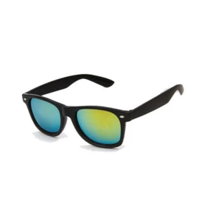 Svarta Wayfarer Solglasögon Guld Spegelglas