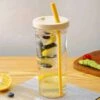 Vattenflaska med sugrör och infuser 700ml genomskinlig