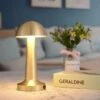 Retro uppladdningsbar bordslampa av metall dimmer silver