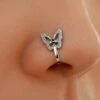 Clip-on näspiercing fjäril med kristaller guld
