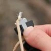 Paracord armband med tändstift, kompass och visselpipa svart