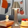 Retro uppladdningsbar bordslampa i metall dimbar silver
